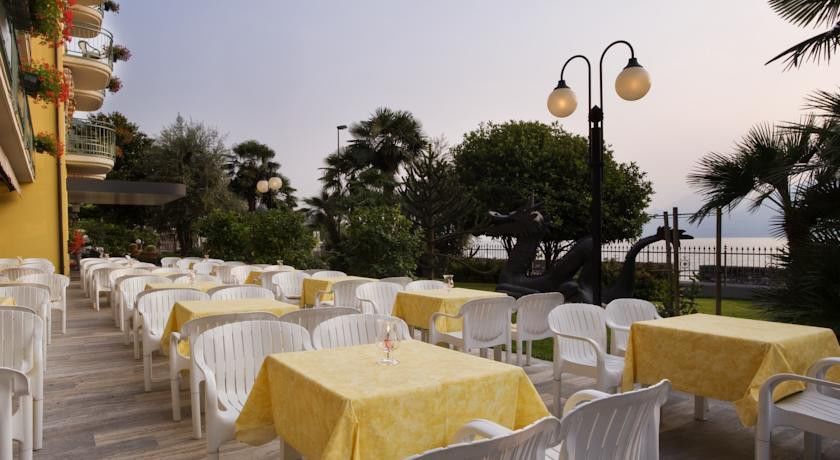 Hotel Drago Brenzone sul Garda Dış mekan fotoğraf